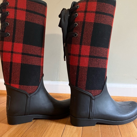 Coach boots, size 9, worn twice - Picture 7 of 8